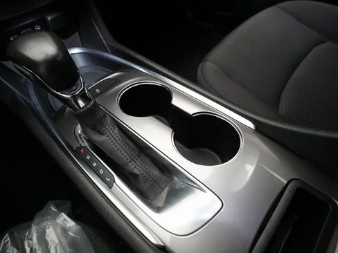 Used 2021 Chevrolet Malibu LT w/ Redline Edition image 16