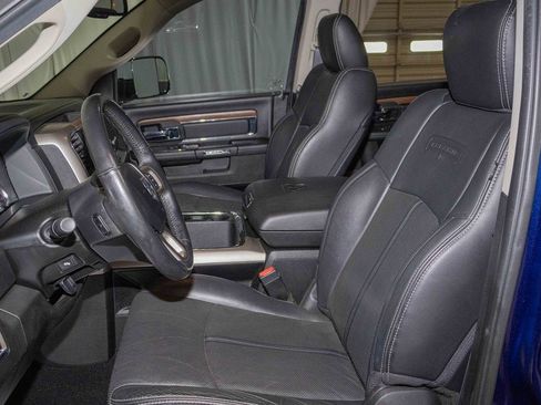 Used 2018 RAM 1500 Laramie image 14