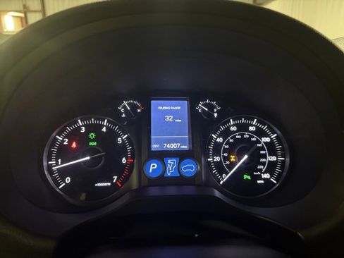 Used 2019 Lexus GX 460 Premium image 14