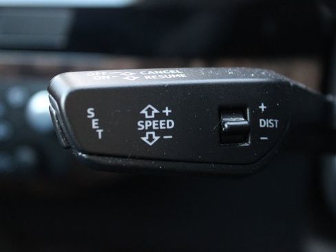 Used 2019 Audi Q7 3.0T Prestige image 30