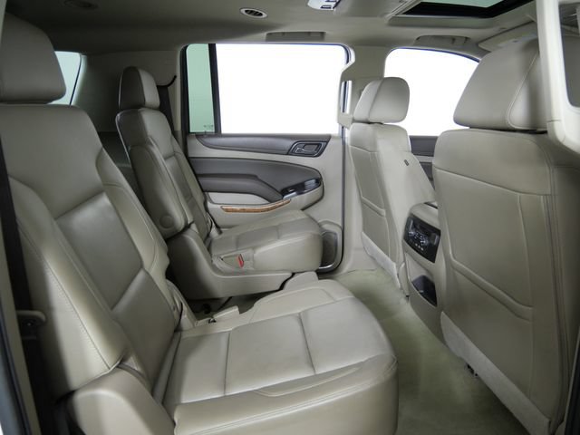 Used 2018 Chevrolet Suburban Premier AWD/4WD image 14