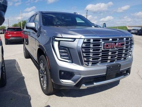 New 2026 GMC Yukon XL Denali w/ Sun & Power Step Package AWD/4WD image 6