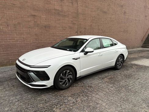 New 2026 Hyundai Sonata Blue FWD image 1