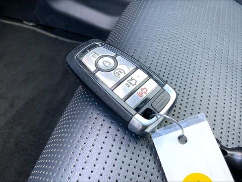 Used 2024 Ford Mustang GT Premium image 29