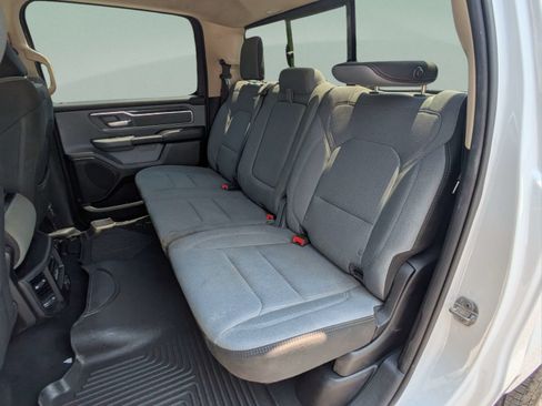 Used 2019 RAM 1500 Big Horn RWD image 10