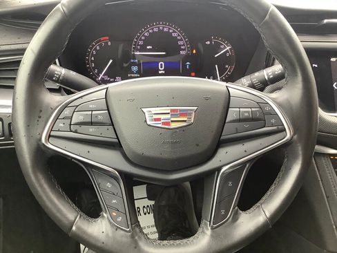Used 2019 Cadillac XT5 Luxury FWD image 24