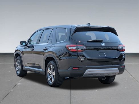 Certified 2025 Honda Pilot EX-L image 3