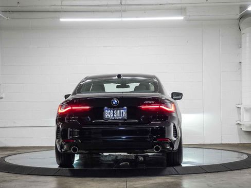 Used 2025 BMW 430i Coupe w/ Convenience Package image 5