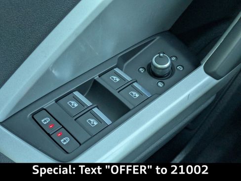 Certified 2022 Audi Q3 2.0T Premium Plus w/ Premium Plus Package image 28