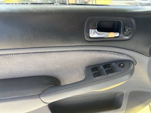 Used 2002 Honda Civic EX image 9