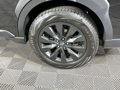 Used 2023 Subaru Outback Onyx Edition image 40
