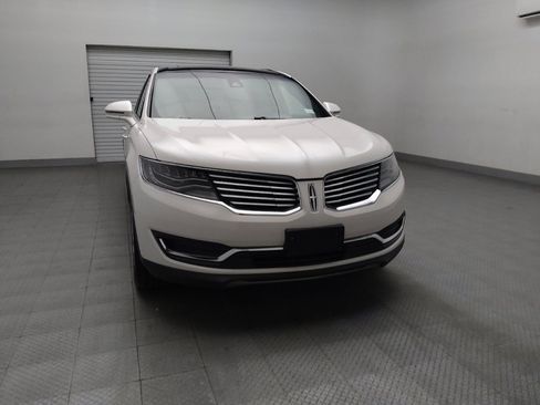 Used 2017 Lincoln MKX Reserve w/ Luxury Package image 14