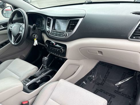 Used 2018 Hyundai Tucson SEL AWD/4WD image 18