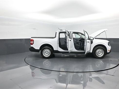 New 2026 Ford Maverick XL image 40