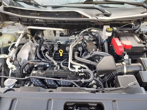 Used 2021 Nissan Rogue SV AWD/4WD image 32