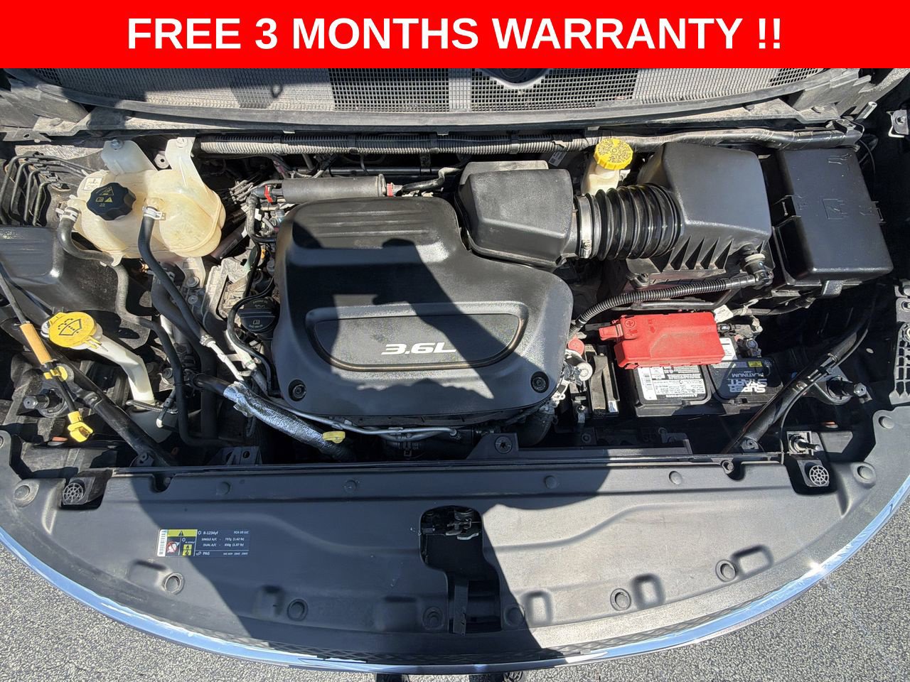 Used 2017 Chrysler Pacifica Touring-L FWD image 11