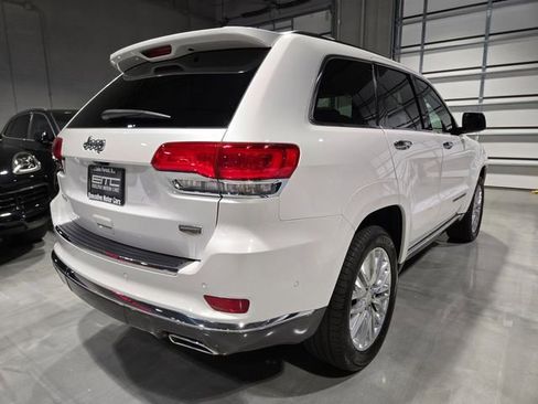 Used 2018 Jeep Grand Cherokee Summit image 10