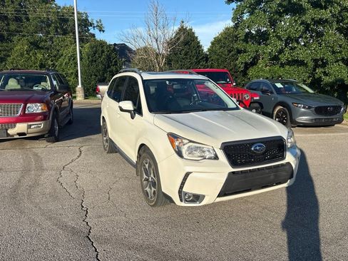 Used 2016 Subaru Forester 2.0XT Touring w/ Eyesight & Navigation System AWD/4WD image 2
