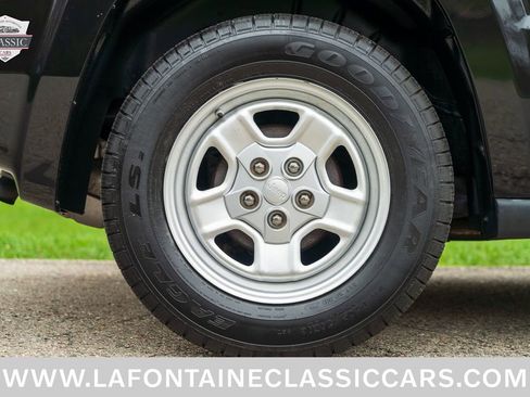 Used 2009 Jeep Patriot Sport FWD image 17