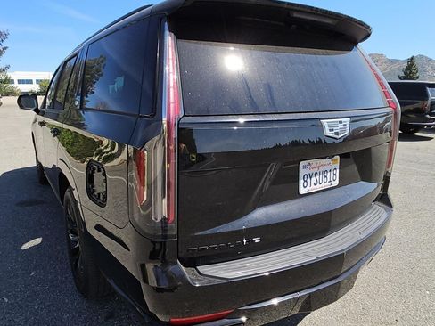 Used 2022 Cadillac Escalade Sport w/ Touring Package RWD image 9