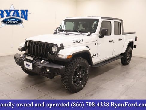 Used 2023 Jeep Gladiator Willys image 1