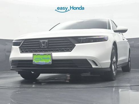 Used 2024 Honda Accord EX image 29