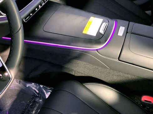 Used 2026 Mercedes-Benz E 350 4MATIC Sedan image 17