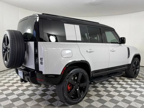 New 2026 Land Rover Defender 110 X AWD/4WD image 7
