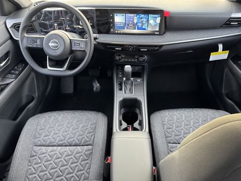 New 2026 Nissan Kicks SV w/ Cold Weather Package AWD/4WD image 9