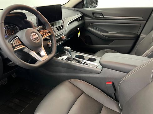 New 2026 Nissan Altima 2.5 SV FWD image 15