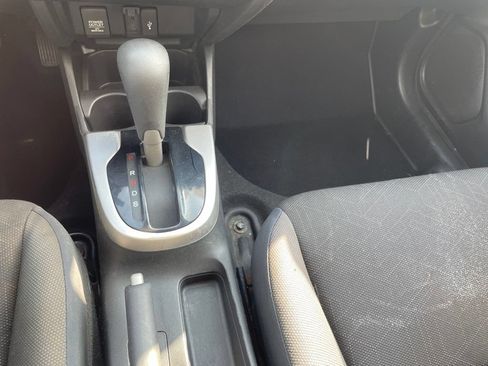 Used 2017 Honda Fit EX image 12