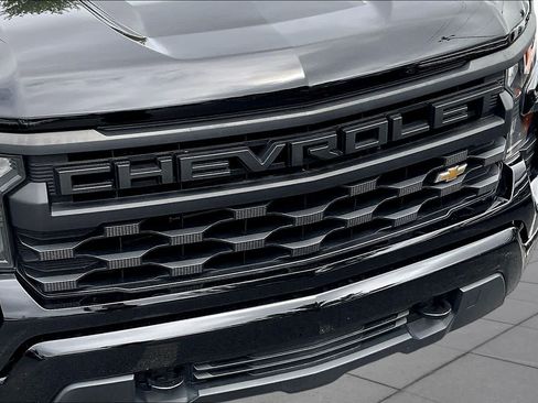 Used 2023 Chevrolet Silverado 1500 Custom RWD image 29