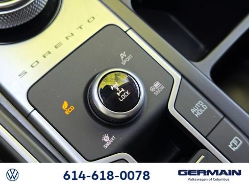 Used 2022 Kia Sorento EX w/ Panoramic Sunroof Package AWD/4WD image 40