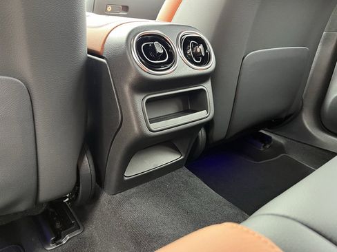 Certified 2025 Mercedes-Benz GLC 300 4MATIC image 51