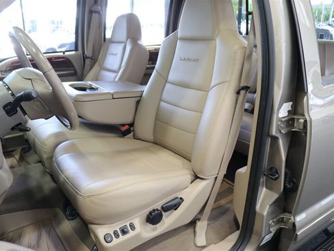 Used 2003 Ford F250 Lariat AWD/4WD image 16
