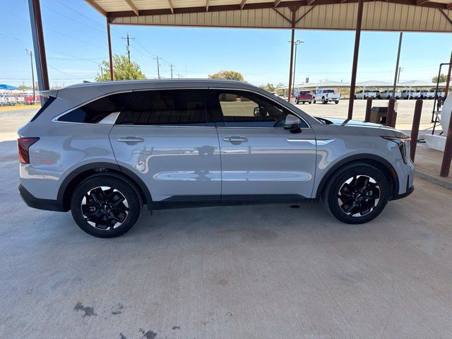Used 2024 Kia Sorento S w/ Panoramic Sunroof Package FWD image 9