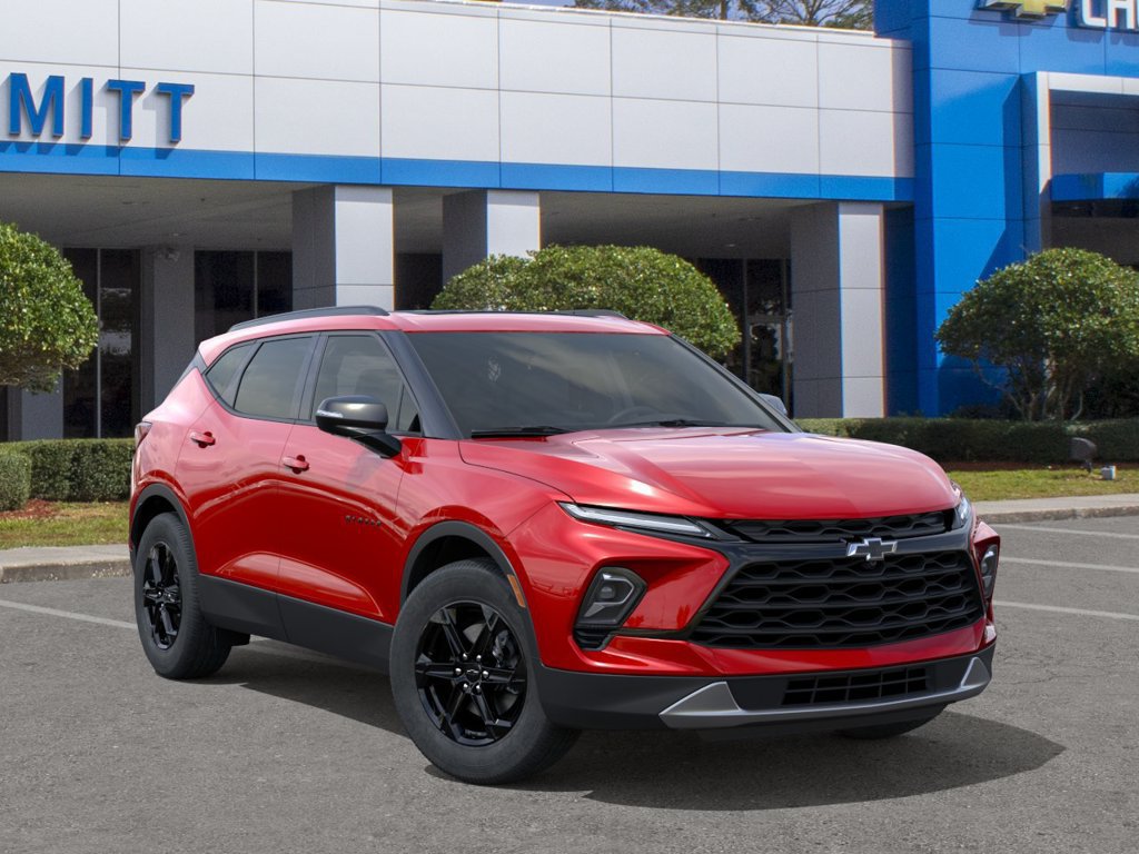 New 2026 Chevrolet Blazer LT w/ Midnight/Sport Edition FWD image 7