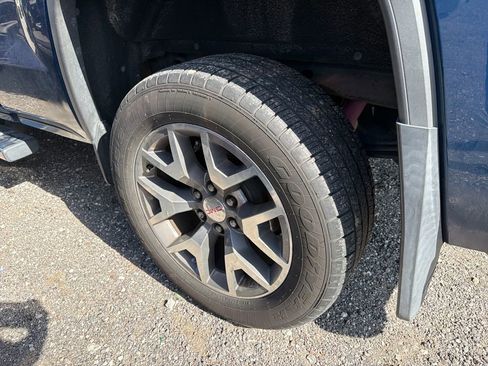 Used 2015 GMC Sierra 1500 SLE image 22