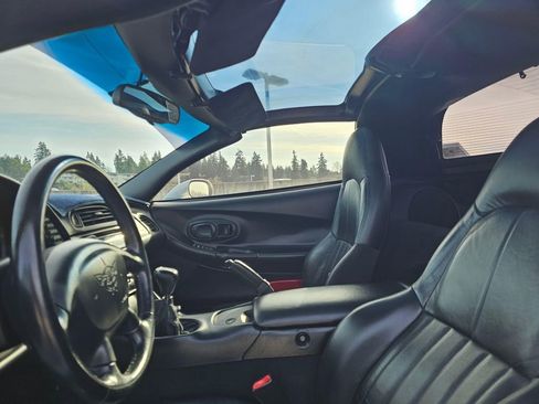 Used 1998 Chevrolet Corvette Coupe image 20