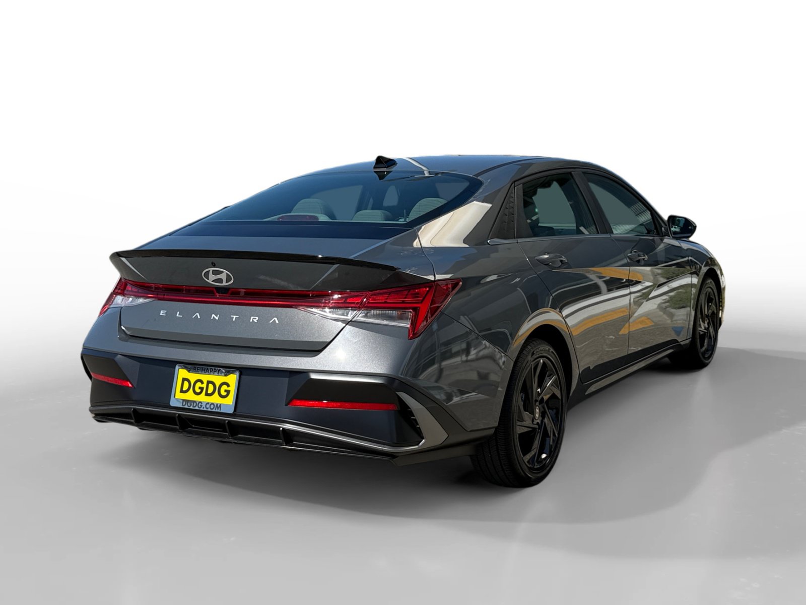 Certified 2026 Hyundai Elantra SEL Sport Premium FWD image 5