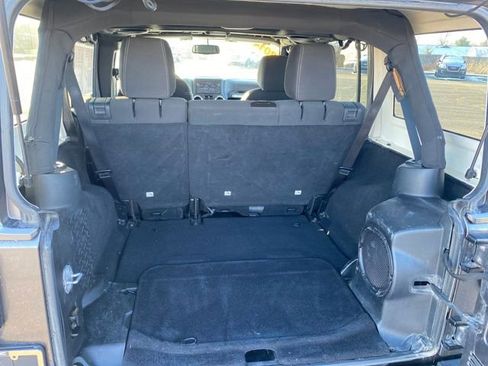 Used 2014 Jeep Wrangler Unlimited Sahara w/ Max Tow Package image 20