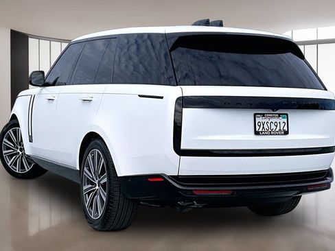Certified 2025 Land Rover Range Rover Autobiography AWD/4WD image 4