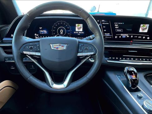 Used 2024 Cadillac Escalade Sport w/ LPO, ONYX Package image 5