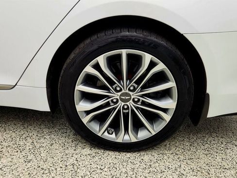 Used 2017 Genesis G80 3.8 w/ Option Group 02 image 9