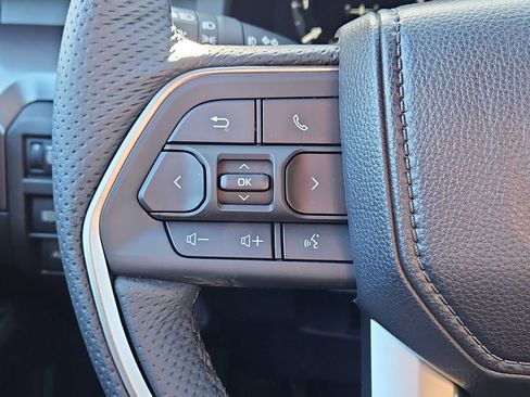 New 2026 Toyota Tacoma TRD Off-Road AWD/4WD image 18