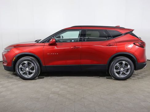 Used 2023 Chevrolet Blazer LT w/ Convenience Package FWD image 17