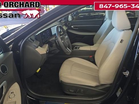Used 2025 Hyundai Sonata Limited FWD image 4