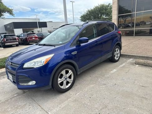 Used 2015 Ford Escape SE w/ Equipment Group 201A AWD/4WD image 6