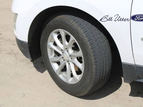 Used 2018 Chevrolet Equinox LT image 9