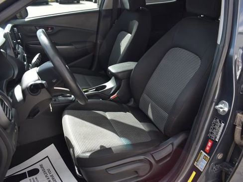 Used 2019 Hyundai Kona SE AWD/4WD image 13